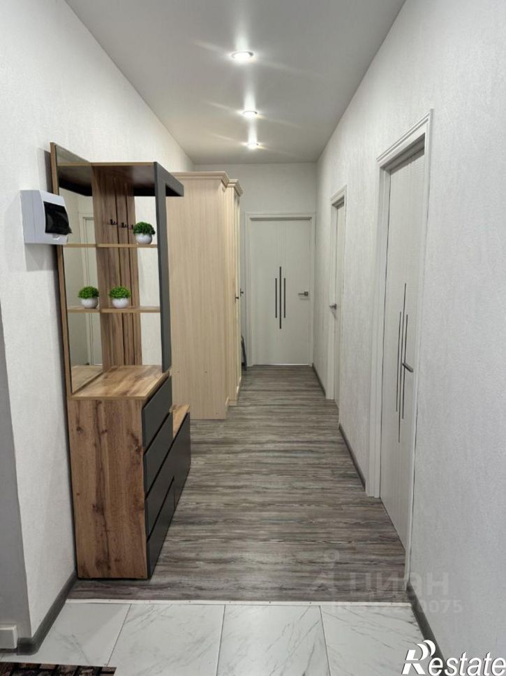 3-комн квартира ул Котанова, 2 1,  д. 2 1,  к. 1