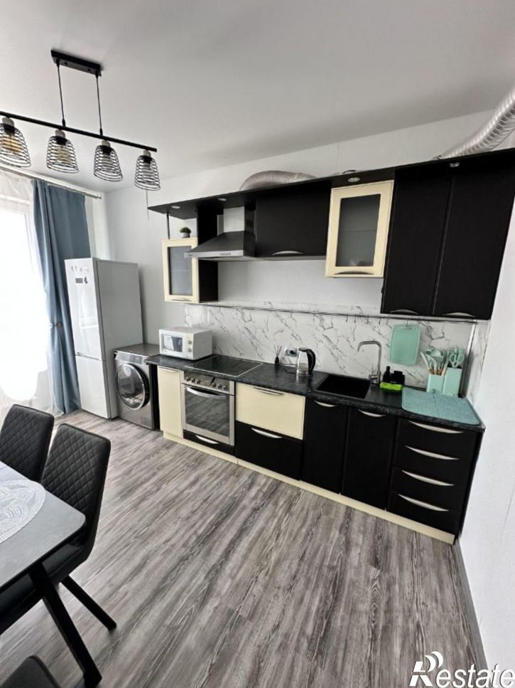 3-комн квартира ул Котанова, 2 1,  д. 2 1,  к. 1
