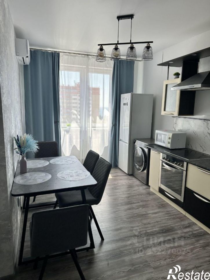 3-комн квартира ул Котанова, 2 1,  д. 2 1,  к. 1