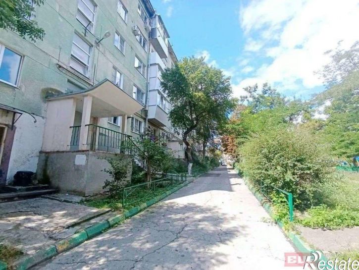 3-комн квартира ул Героев Десантников, 37,  д. 37