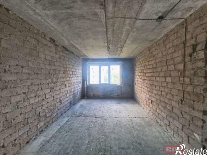 3-комн квартира ул Героев Десантников, 37,  д. 37