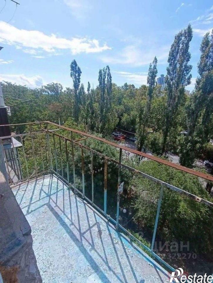 3-комн квартира ул Героев Десантников, 37,  д. 37