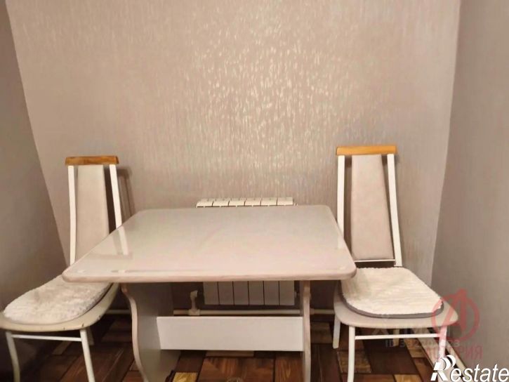 2-комн квартира ул Конституции, 17,  д. 17