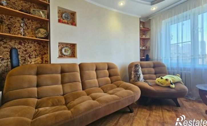 3-комн квартира ул Героев Десантников, 81,  д. 81