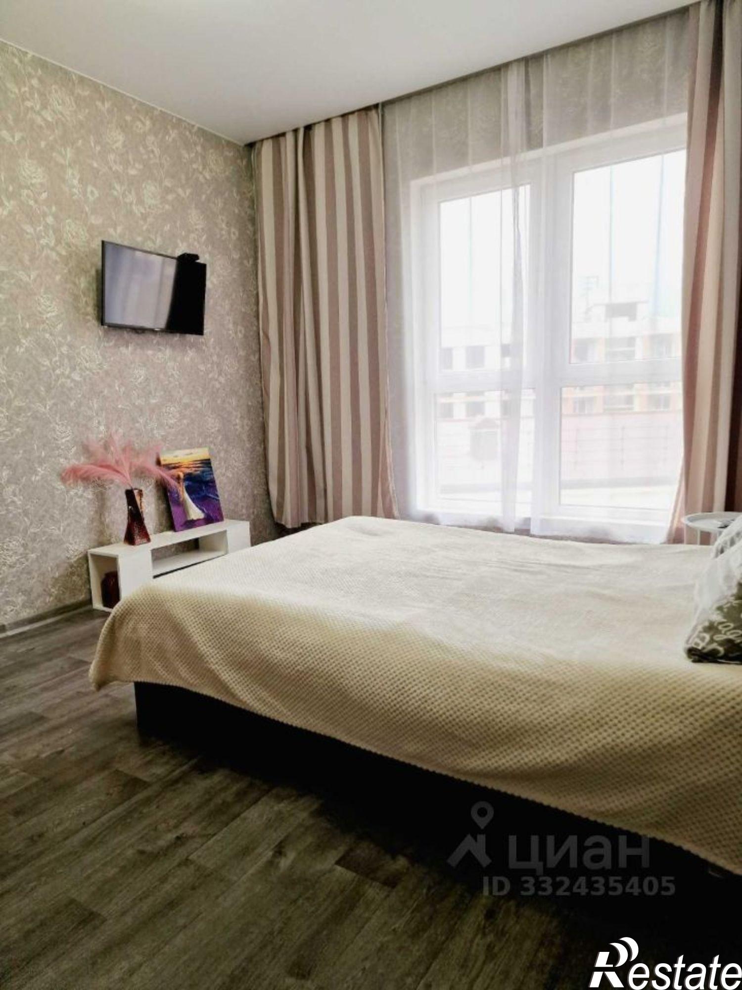 Сдать квартиру за 30 000 рублей на наб Имени Адмирала Серебрякова, 79Б
