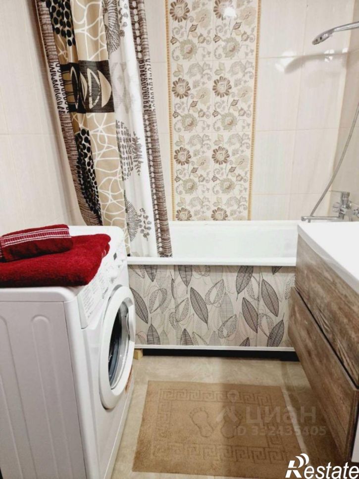 1-комн квартира наб Имени Адмирала Серебрякова, 79Б,  д. 79Б