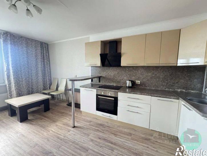 1-комн квартира пр-кт Дзержинского, 240,  д. 240