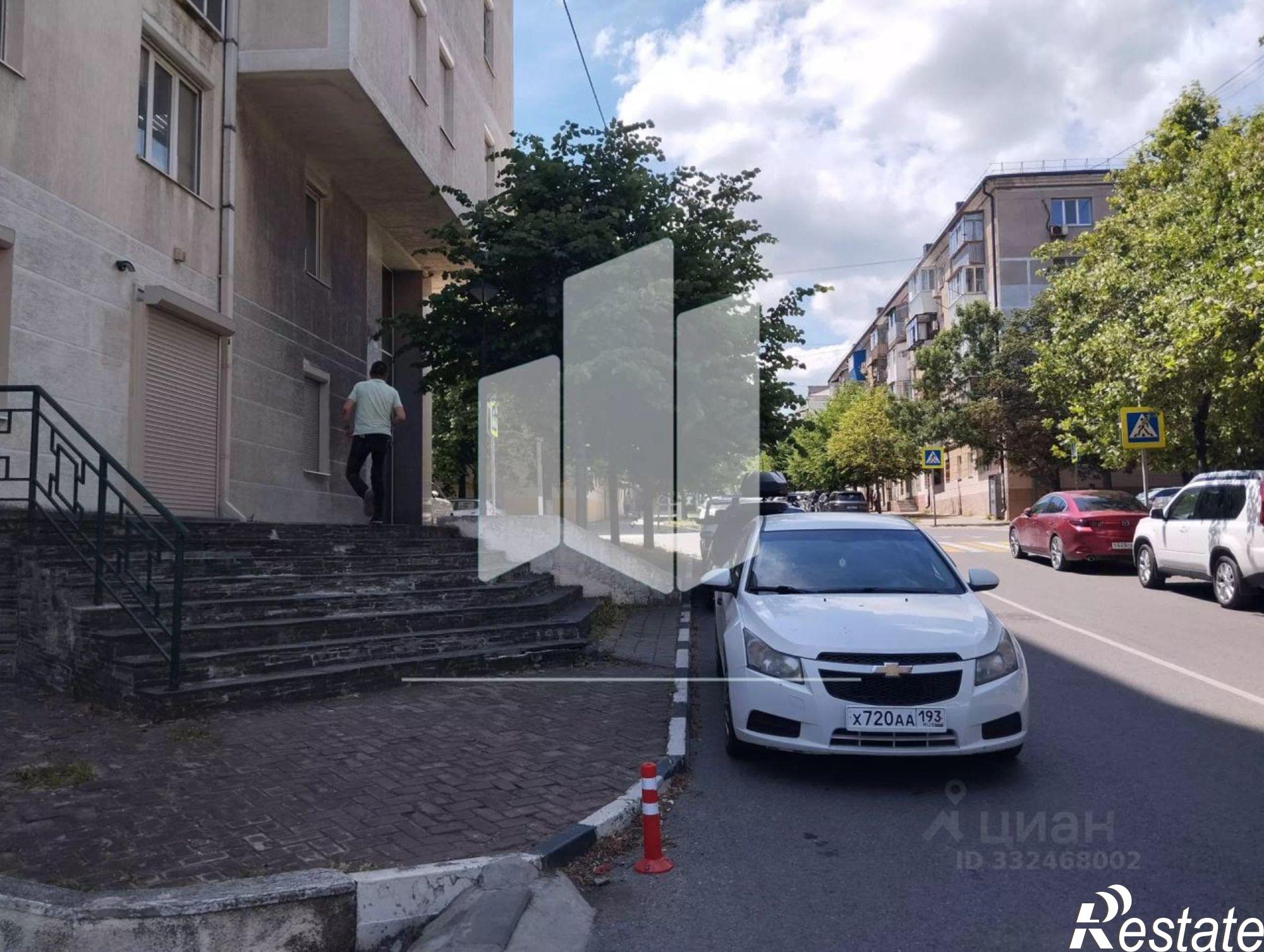 Купить офис, помещение под офис за 22 457 300 рублей на ул Губернского, 42А