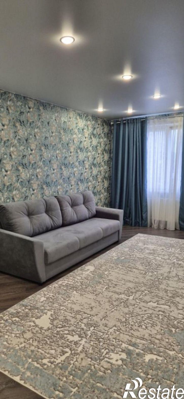 3-комн квартира ул Котанова, 1 1,  д. 1 1,  к. 1