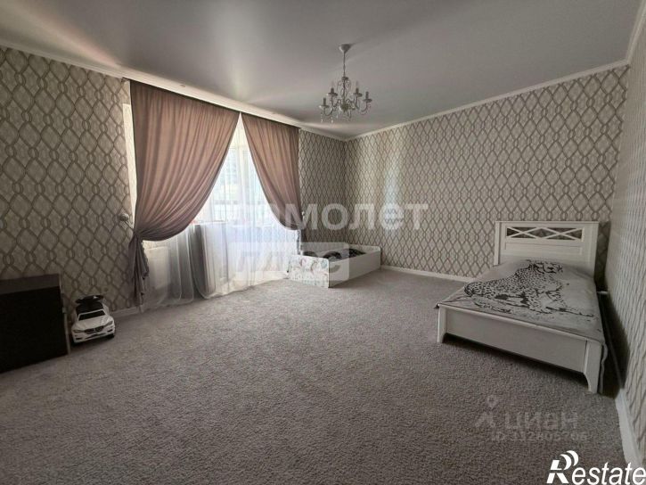 2-комн квартира пр-кт Дзержинского, 231,  д. 231