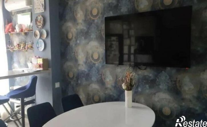 3-комн квартира ул Видова, 121,  д. 121