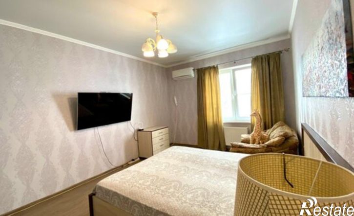 2-комн квартира ул Видова, 151,  д. 151