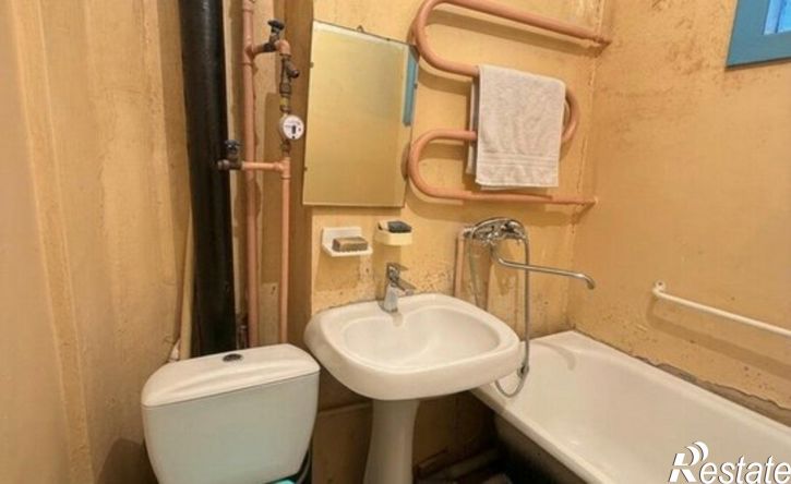 3-комн квартира ул Титан, 11,  д. 11