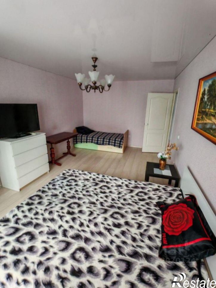 2-комн квартира ул Бориса Пупко, 8,  д. 8