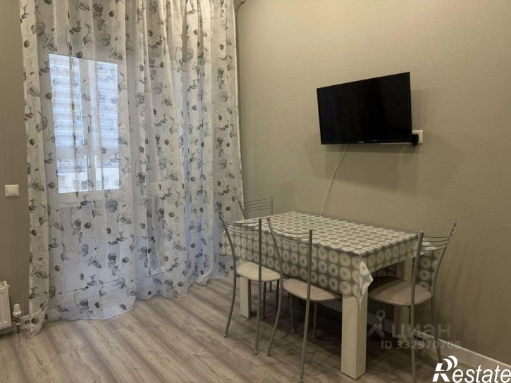 2-комн квартира ул Имени Алексея Матвейкина, 1А 4,  д. 1А 4,  к. 4