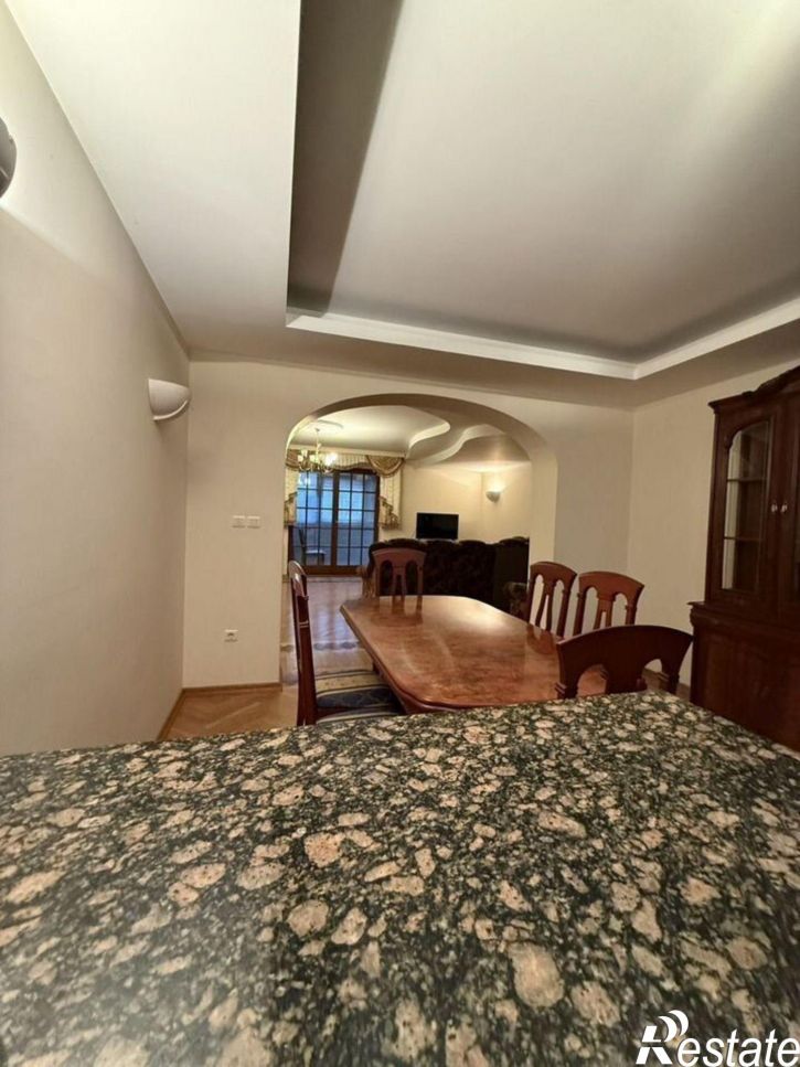 3-комн квартира ул Мира, 10,  д. 10