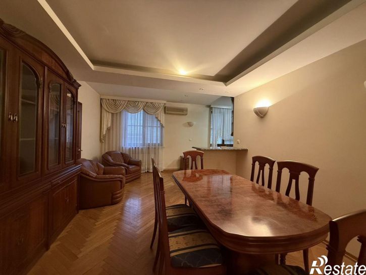 3-комн квартира ул Мира, 10,  д. 10