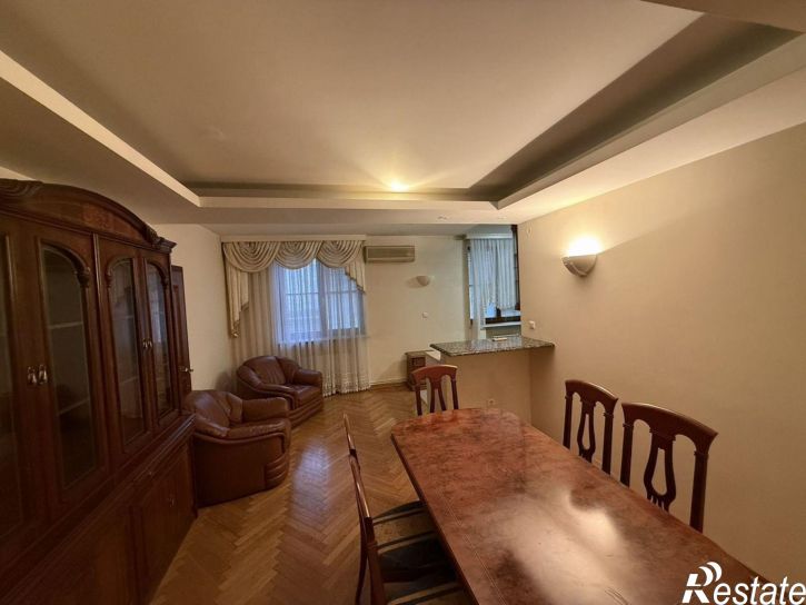 3-комн квартира ул Мира, 10,  д. 10