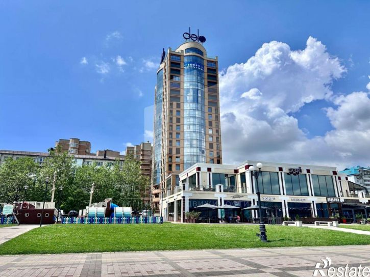 6-комн квартира наб Имени Адмирала Серебрякова, 17,  д. 17
