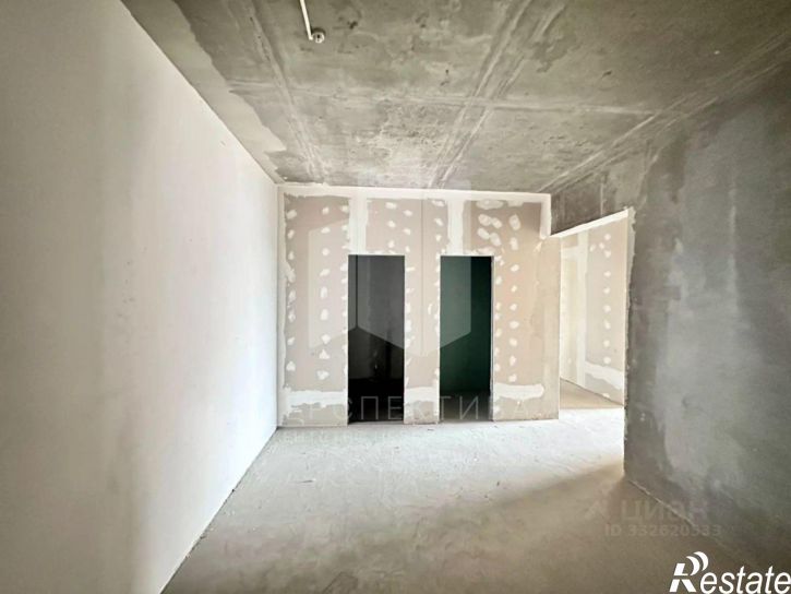 4-комн квартира наб Имени Адмирала Серебрякова, 17,  д. 17