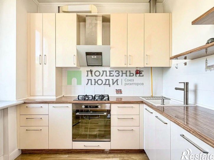 3-комн квартира ул Новороссийской Республики, 28,  д. 28