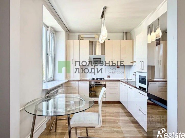 3-комн квартира ул Новороссийской Республики, 28,  д. 28
