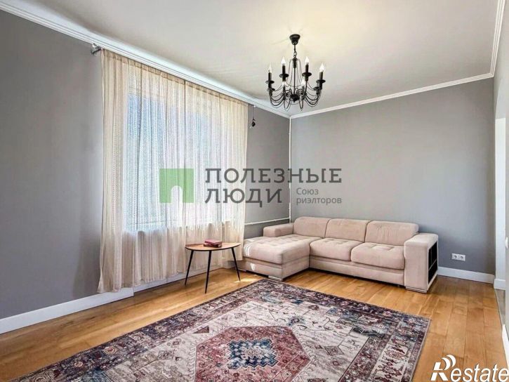 3-комн квартира ул Новороссийской Республики, 28,  д. 28