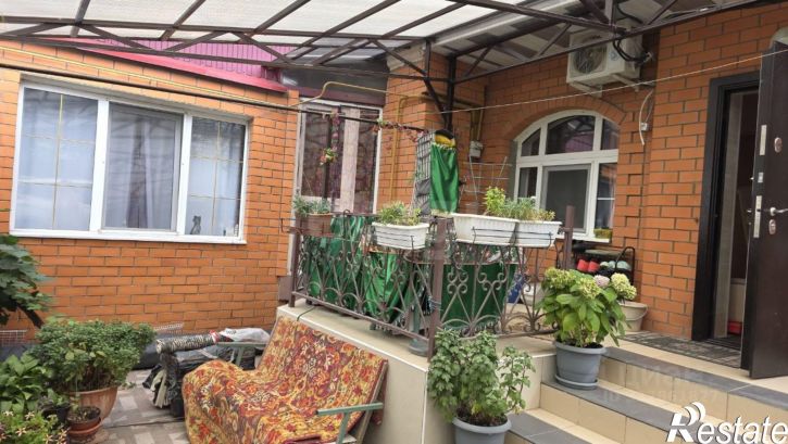 4-комн квартира ул Мамаева, 8,  д. 8