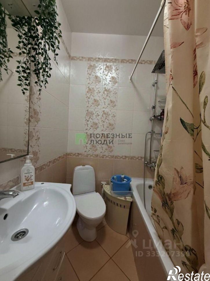 3-комн квартира ул Энгельса, 49,  д. 49