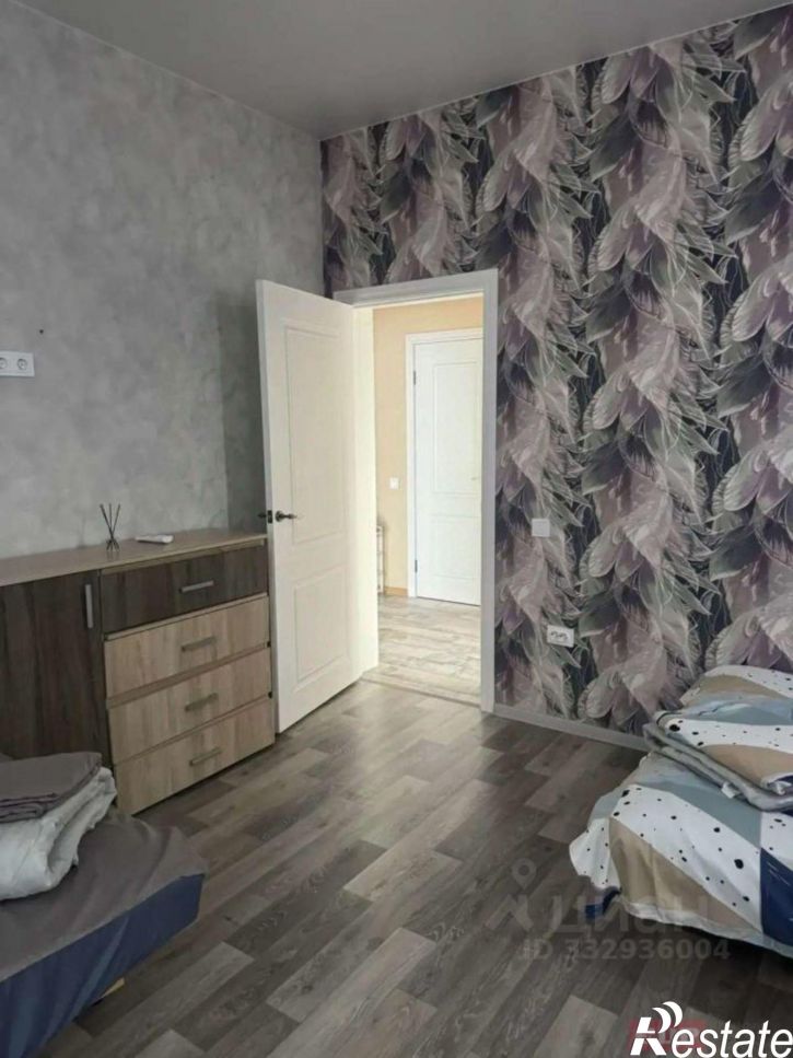 2-комн квартира ул Имени Георгия Соколова, 15,  д. 15