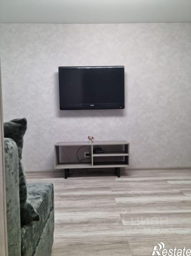 1-комн квартира наб Имени Адмирала Серебрякова, 21,  д. 21