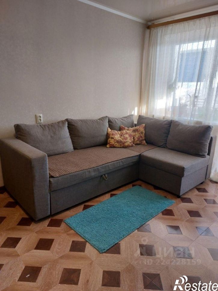 1-комн квартира ул Героев Десантников, 1,  д. 1