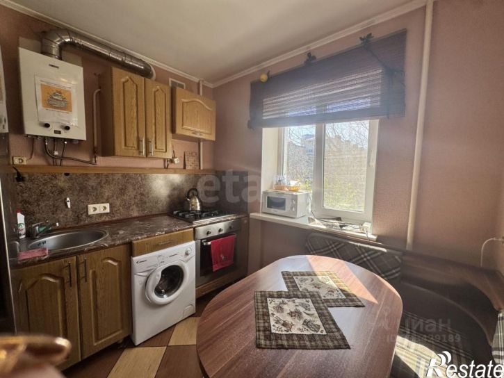 2-комн квартира наб Имени Адмирала Серебрякова, 39,  д. 39