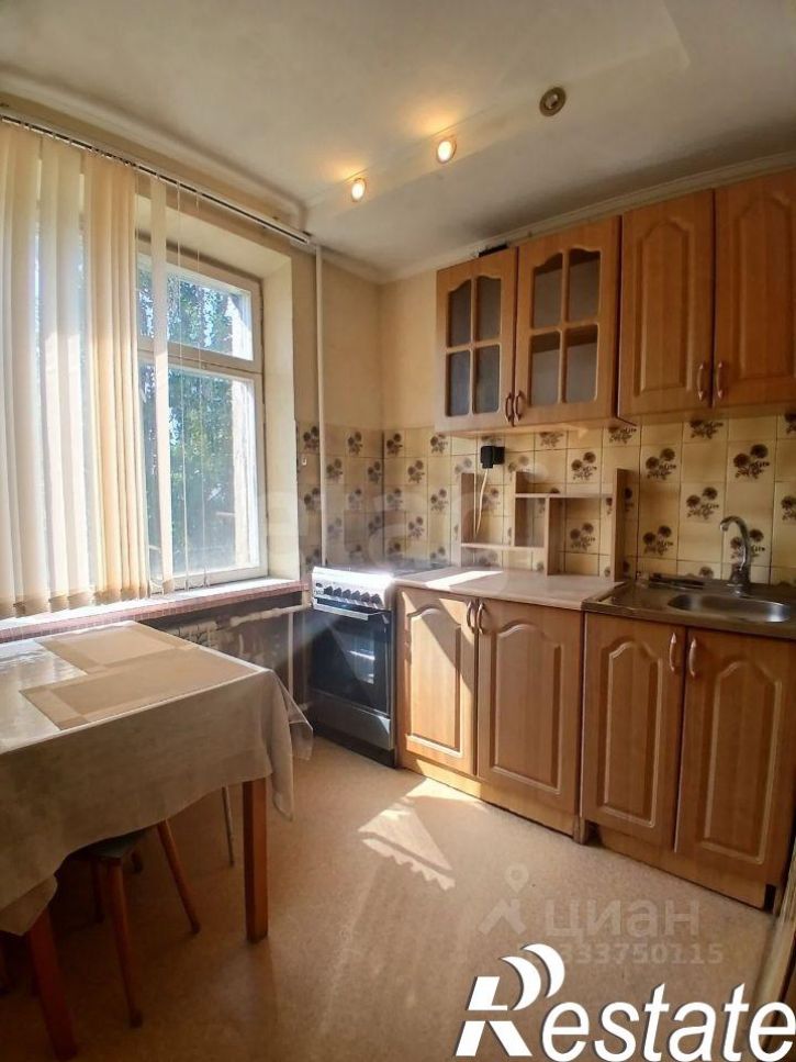 1-комн квартира улица Алексеева, 50,  д. 50