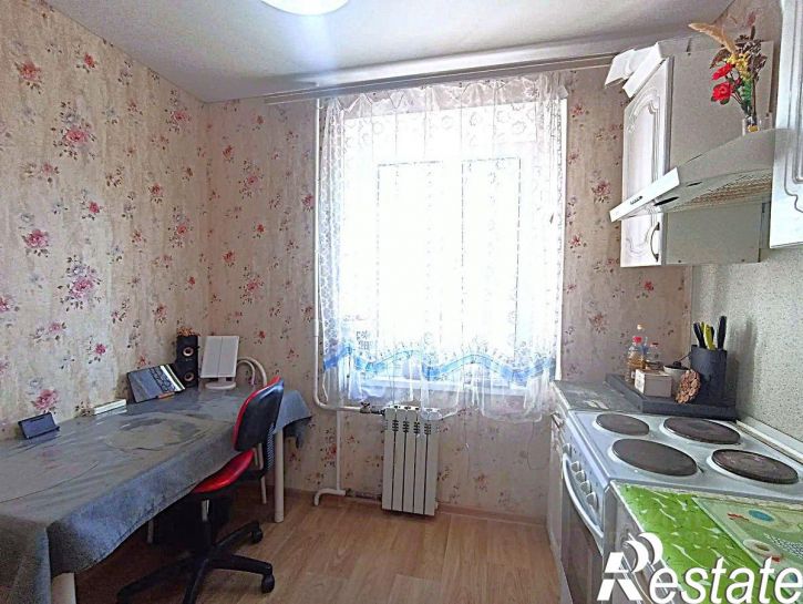 1-комн квартира улица Героев Десантников, 81,  д. 81