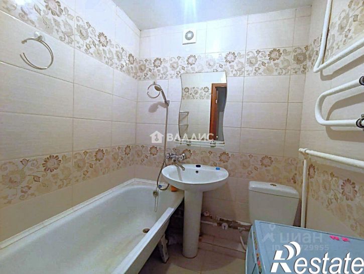 1-комн квартира улица Героев Десантников, 81,  д. 81