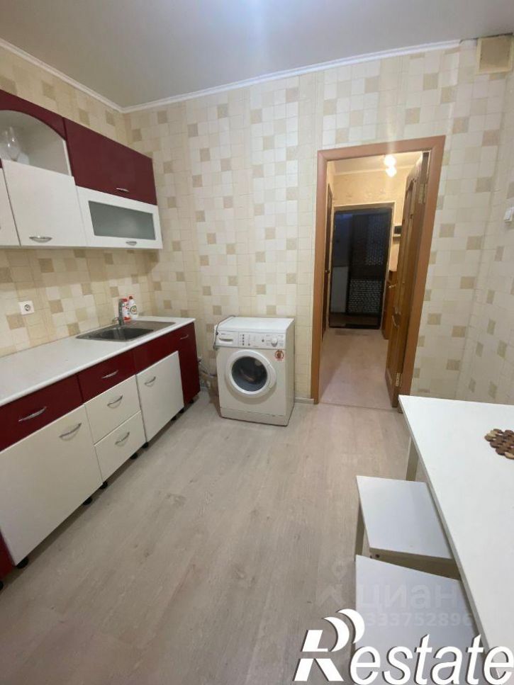 1-комн квартира улица Видова, 165,  д. 165