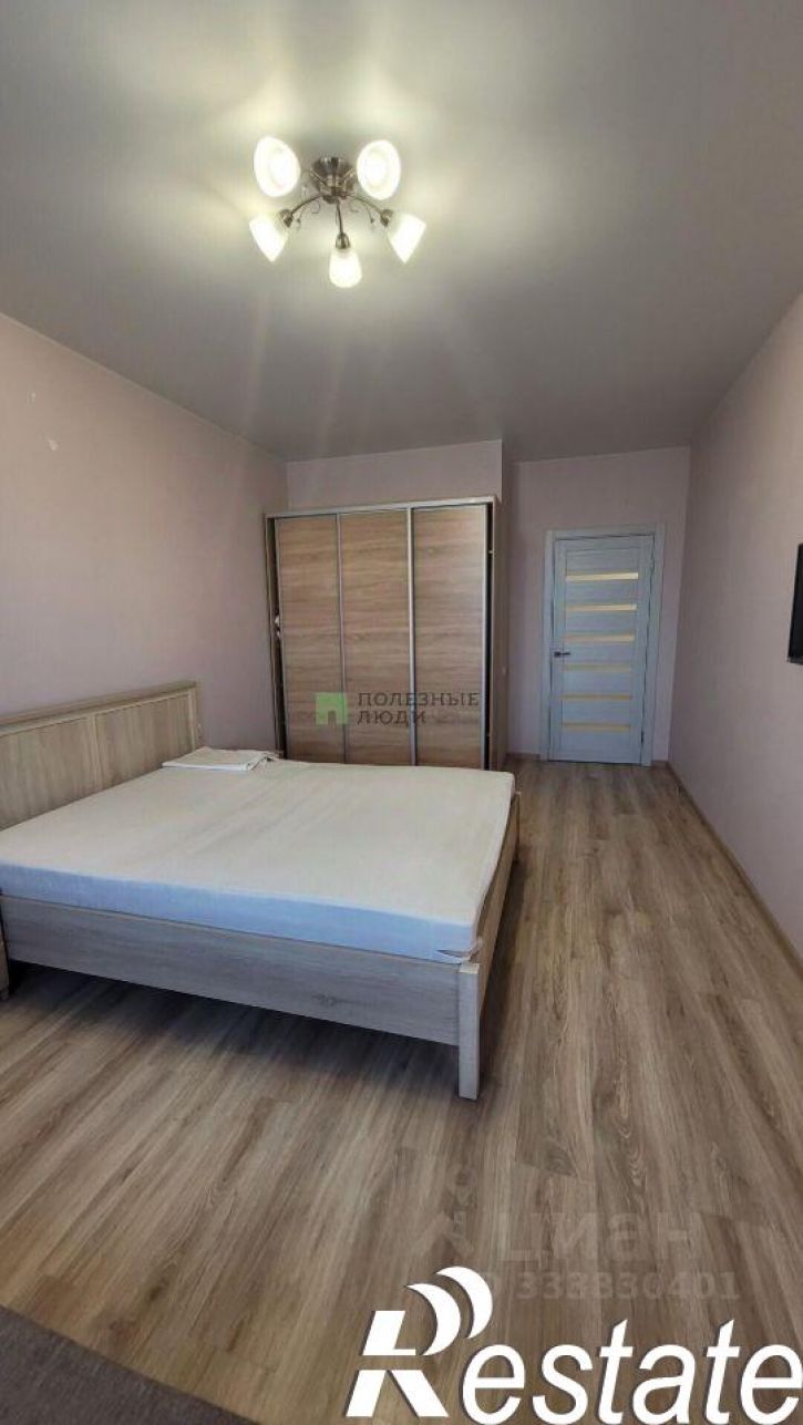 3-комн квартира улица Куникова, 1,  д. 1