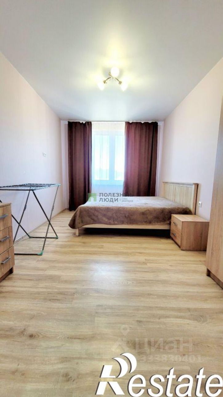 3-комн квартира улица Куникова, 1,  д. 1