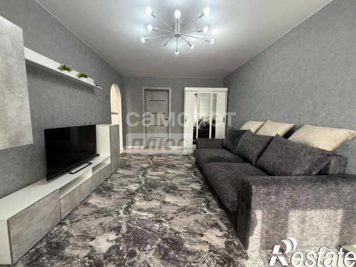2-комн квартира улица Видова, 116,  д. 116