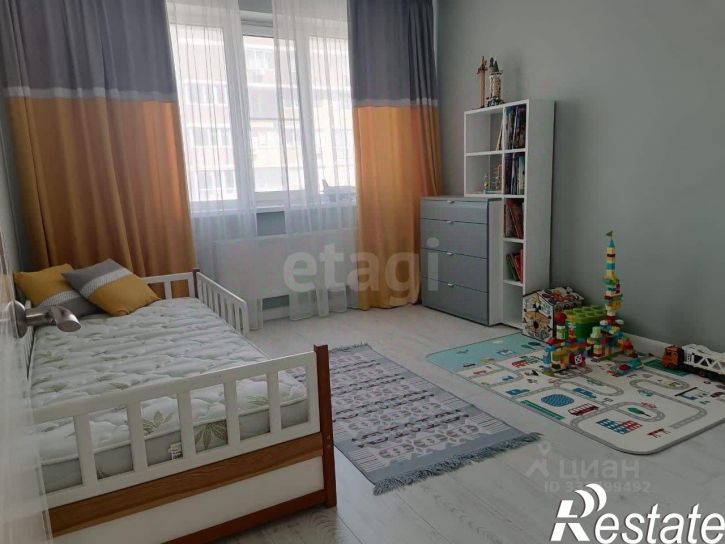 3-комн квартира проспект Дзержинского, 221А,  д. 221А