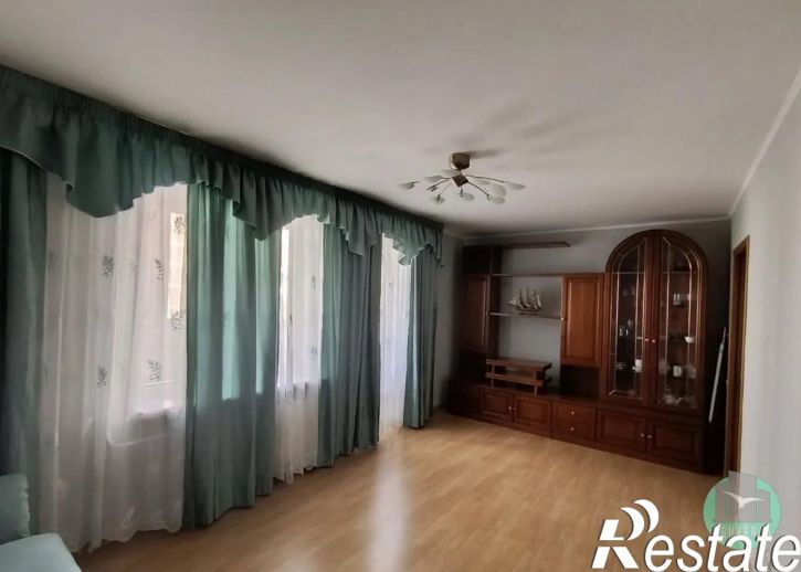 4-комн квартира пионерская улица,21