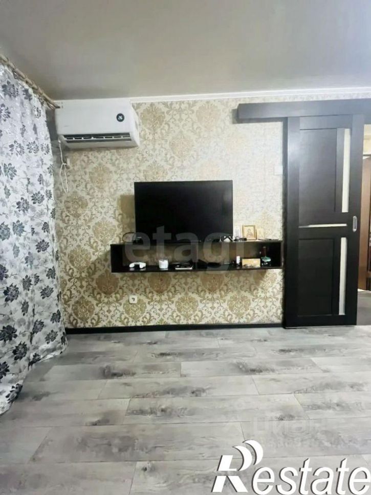 1-комн квартира Суворовская улица, 15,  д. 15