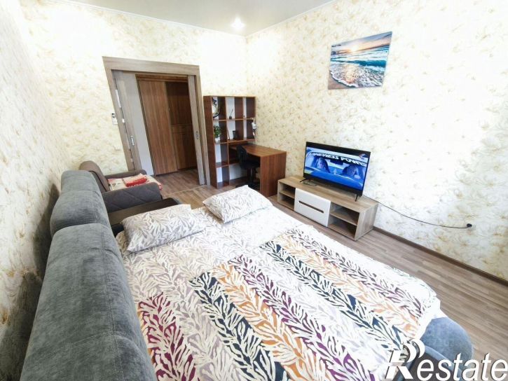 2-комн квартира Южная улица, 27,  д. 27