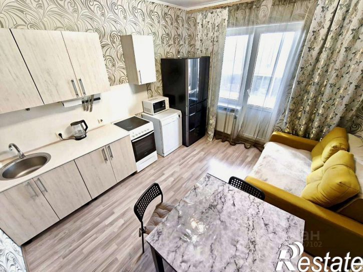 2-комн квартира Южная улица, 27,  д. 27