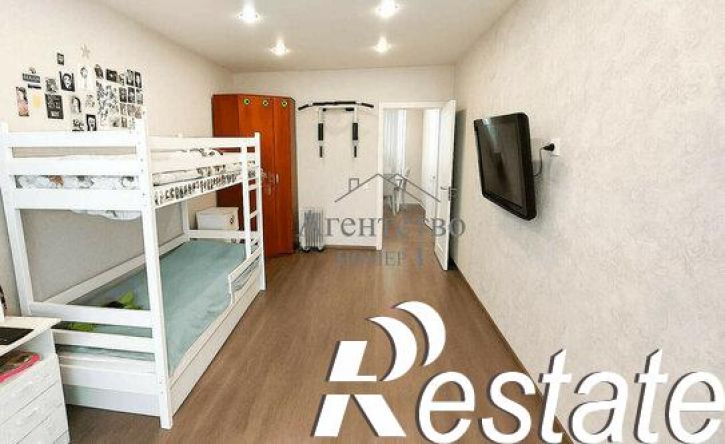 2-комн квартира улица Куникова, 49,  д. 49