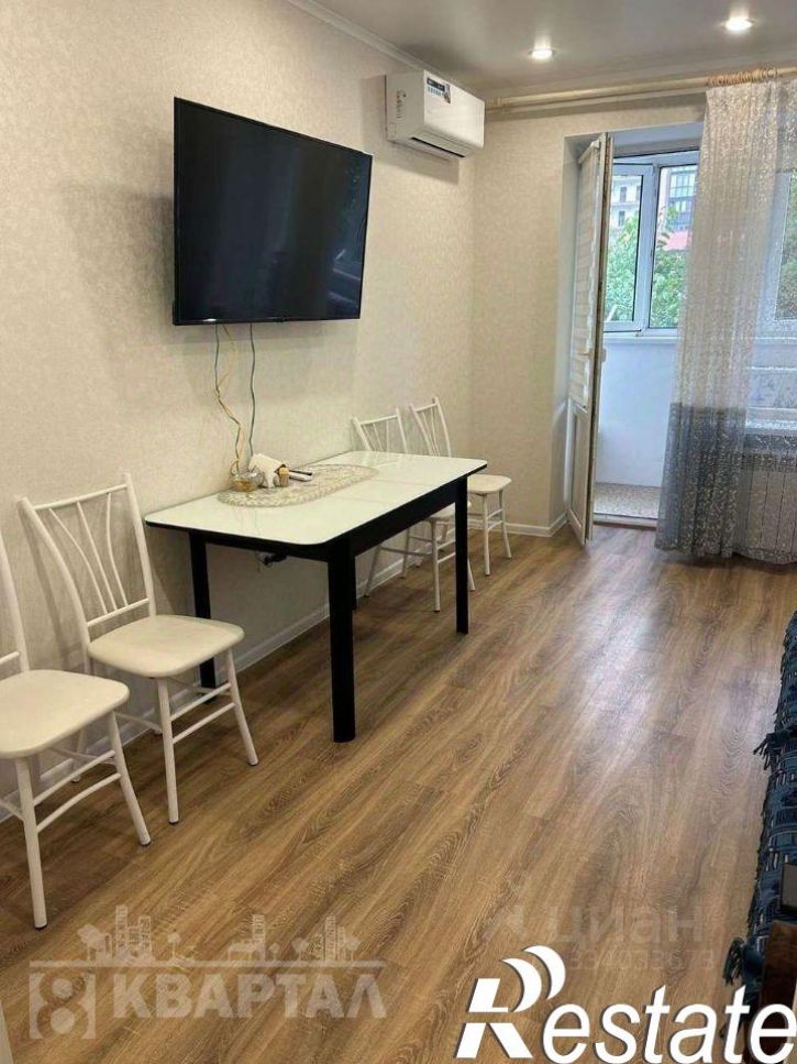 2-комн квартира улица Энгельса, 98,  д. 98
