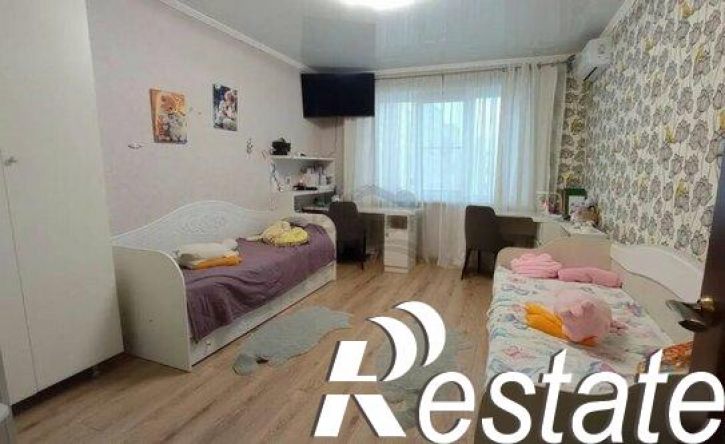 3-комн квартира улица Хворостянского, 7,  д. 7