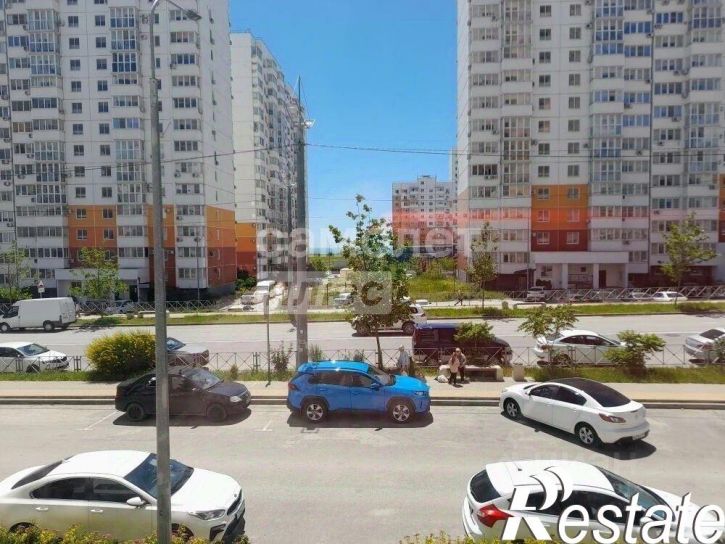 2-комн квартира улица Мурата Ахеджака, 18,  д. 18