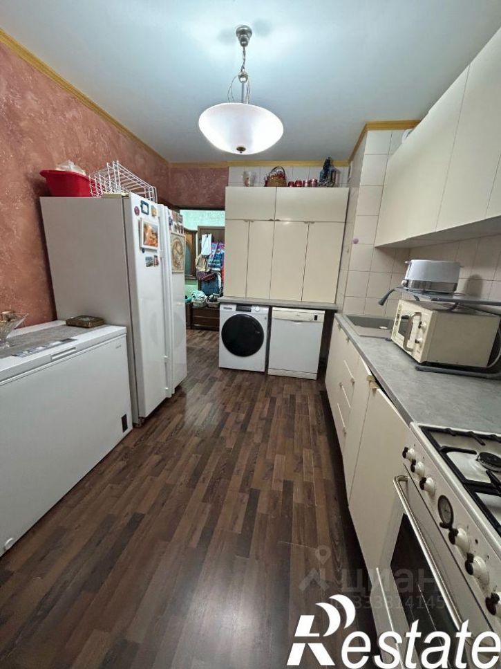 3-комн квартира улица Видова, 85,  д. 85